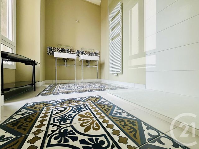 Appartement à vendre - 5 pièces - 156.46 m2 - VALENCE - 26 - RHONE-ALPES - Century 21 Alpimmo