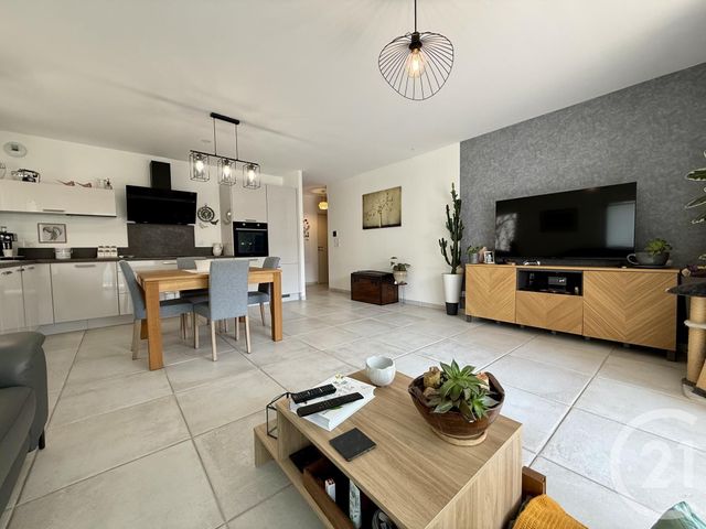 Appartement F3 à vendre - 3 pièces - 74.83 m2 - BOURG LES VALENCE - 26 - RHONE-ALPES - Century 21 Alpimmo