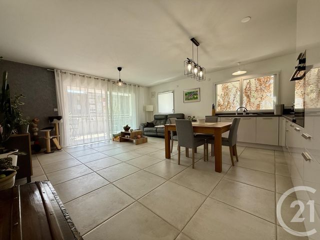 Appartement F3 à vendre - 3 pièces - 74.83 m2 - BOURG LES VALENCE - 26 - RHONE-ALPES - Century 21 Alpimmo