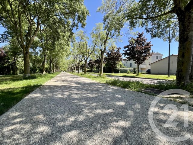 Appartement F3 à vendre - 4 pièces - 67.0 m2 - VALENCE - 26 - RHONE-ALPES - Century 21 Alpimmo