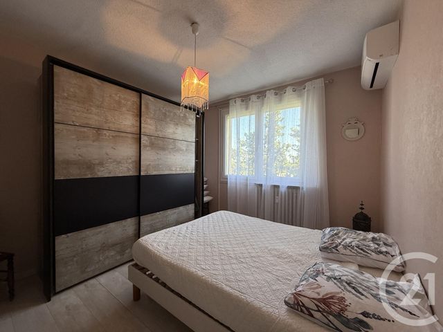 Appartement T4 à vendre - 4 pièces - 86.25 m2 - GUILHERAND GRANGES - 07 - RHONE-ALPES - Century 21 Alpimmo