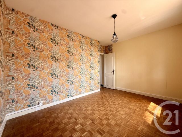 Appartement T4 à vendre - 4 pièces - 86.25 m2 - GUILHERAND GRANGES - 07 - RHONE-ALPES - Century 21 Alpimmo