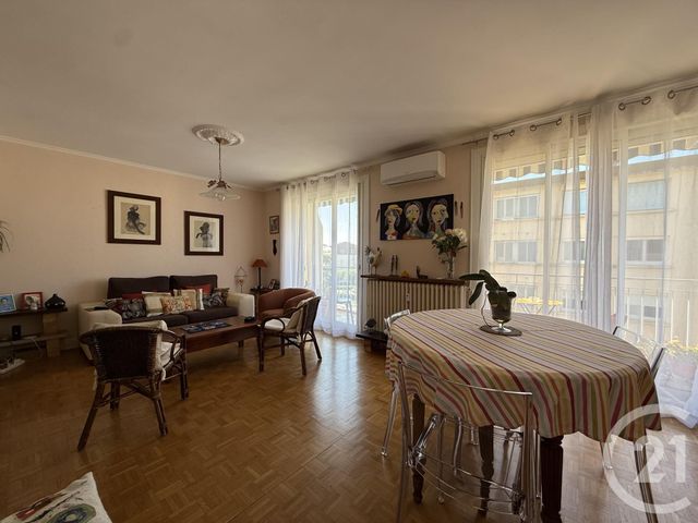 Appartement T4 à vendre - 4 pièces - 86.25 m2 - GUILHERAND GRANGES - 07 - RHONE-ALPES - Century 21 Alpimmo