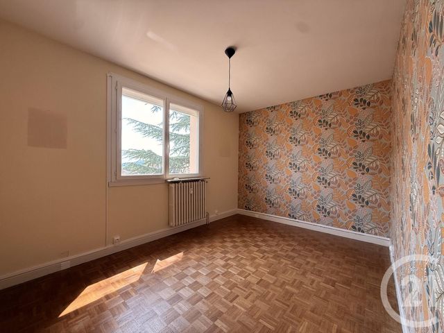 Appartement T4 à vendre - 4 pièces - 86.25 m2 - GUILHERAND GRANGES - 07 - RHONE-ALPES - Century 21 Alpimmo
