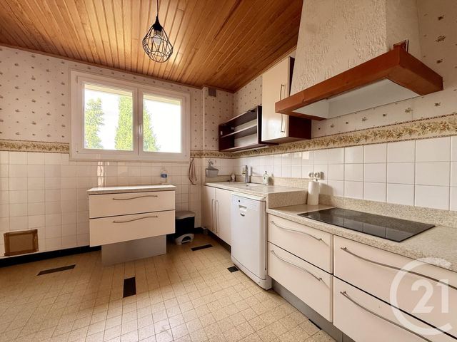 Appartement T4 à vendre - 4 pièces - 86.25 m2 - GUILHERAND GRANGES - 07 - RHONE-ALPES - Century 21 Alpimmo
