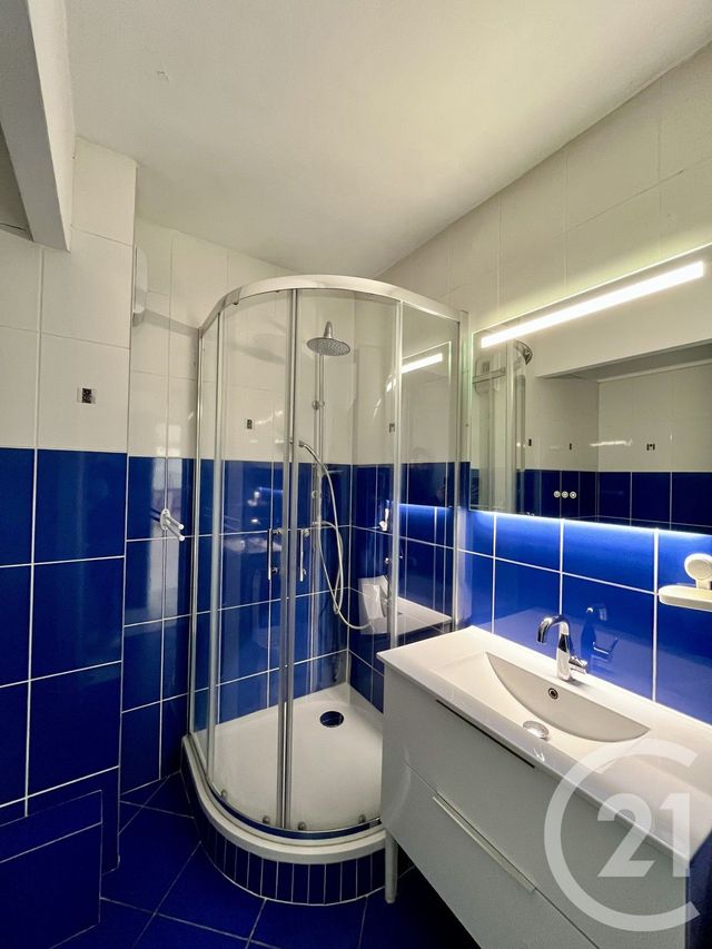 Afficher la photo en grand Appartement F2 à vendre - 2 pièces - 48.0 m2 - VALENCE - 26 - RHONE-ALPES - Century 21 Alpimmo