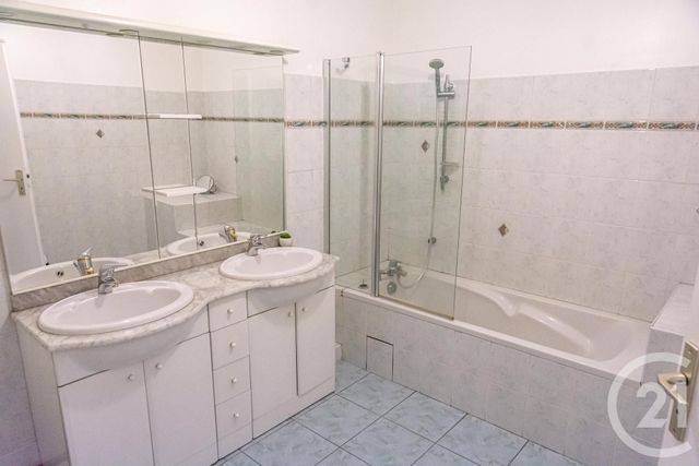 maison à vendre - 10 pièces - 281.0 m2 - ST SAUVEUR DE MONTAGUT - 07 - RHONE-ALPES - Century 21 Alpimmo