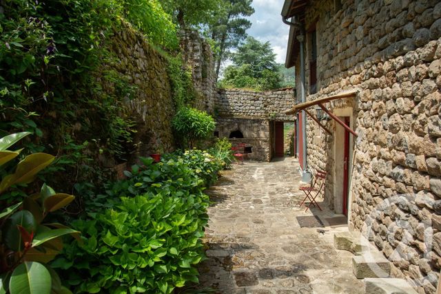 maison à vendre - 10 pièces - 281.0 m2 - ST SAUVEUR DE MONTAGUT - 07 - RHONE-ALPES - Century 21 Alpimmo