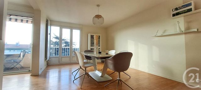 Appartement T4 à louer - 4 pièces - 82.19 m2 - BOURG LES VALENCE - 26 - RHONE-ALPES - Century 21 Alpimmo