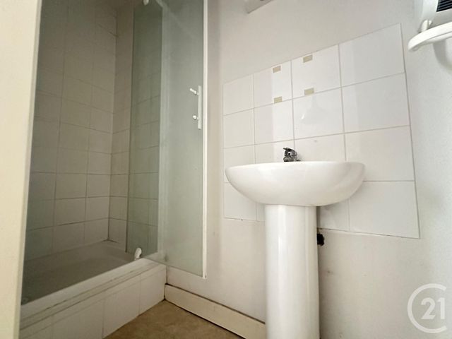 Appartement Studio à vendre - 1 pièce - 15.0 m2 - VALENCE - 26 - RHONE-ALPES - Century 21 Alpimmo