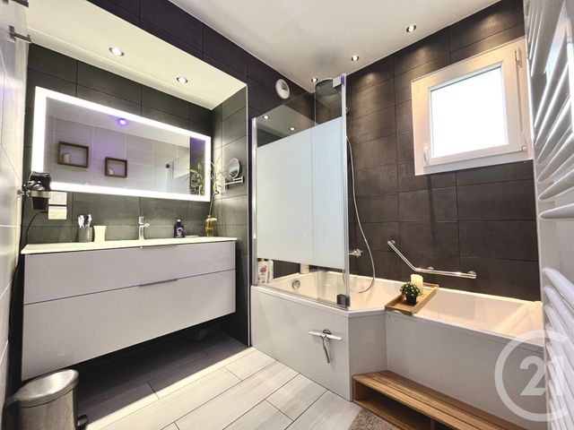 Appartement F3 à vendre - 3 pièces - 69.75 m2 - VALENCE - 26 - RHONE-ALPES - Century 21 Alpimmo