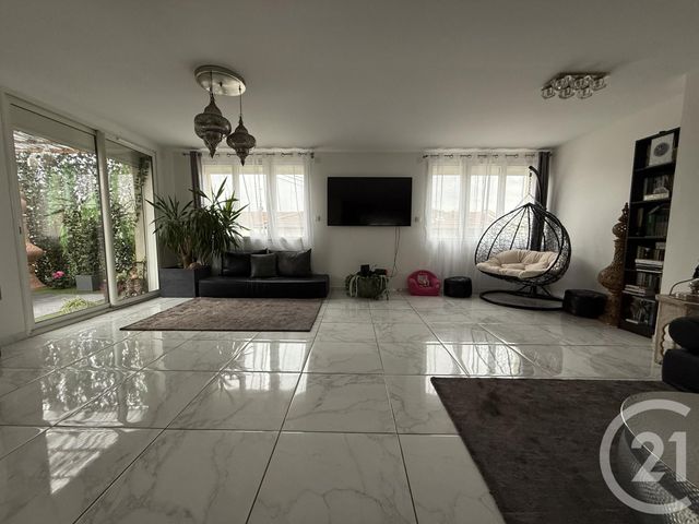 Afficher la photo en grand Appartement F4 à vendre - 4 pièces - 95.5 m2 - BOURG LES VALENCE - 26 - RHONE-ALPES - Century 21 Alpimmo