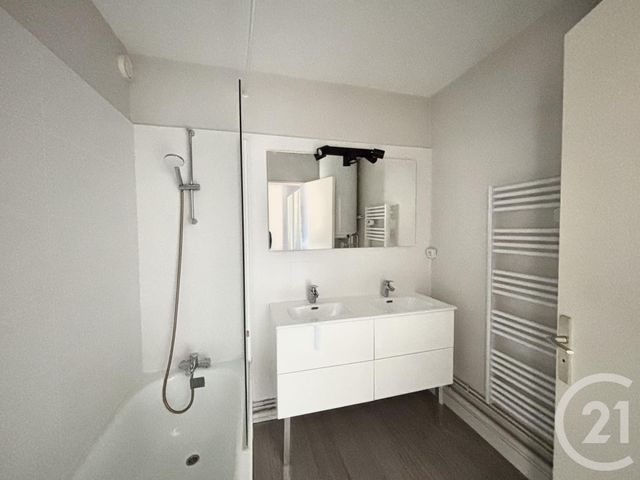 Appartement F3 à vendre - 3 pièces - 67.84 m2 - VALENCE - 26 - RHONE-ALPES - Century 21 Alpimmo