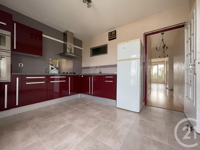 Appartement T4 à vendre - 4 pièces - 82.33 m2 - GUILHERAND GRANGES - 07 - RHONE-ALPES - Century 21 Alpimmo