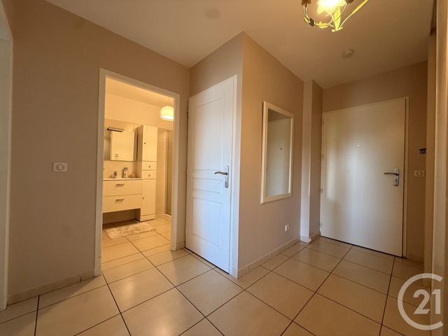 Appartement T3 à vendre - 3 pièces - 73.51 m2 - GUILHERAND GRANGES - 07 - RHONE-ALPES - Century 21 Alpimmo