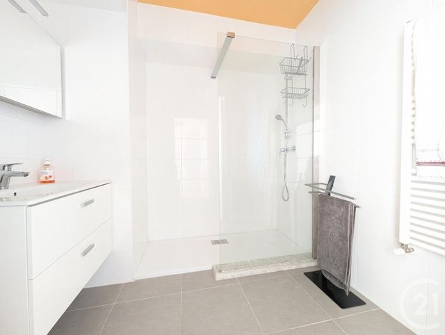 Appartement T3 à vendre - 3 pièces - 74.04 m2 - VALENCE - 26 - RHONE-ALPES - Century 21 Alpimmo