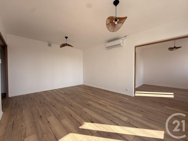 Appartement T4 à vendre - 4 pièces - 75.75 m2 - GUILHERAND GRANGES - 07 - RHONE-ALPES - Century 21 Alpimmo