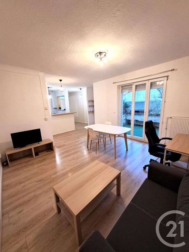 Appartement T2 à louer - 2 pièces - 59.5 m2 - VALENCE - 26 - RHONE-ALPES - Century 21 Alpimmo