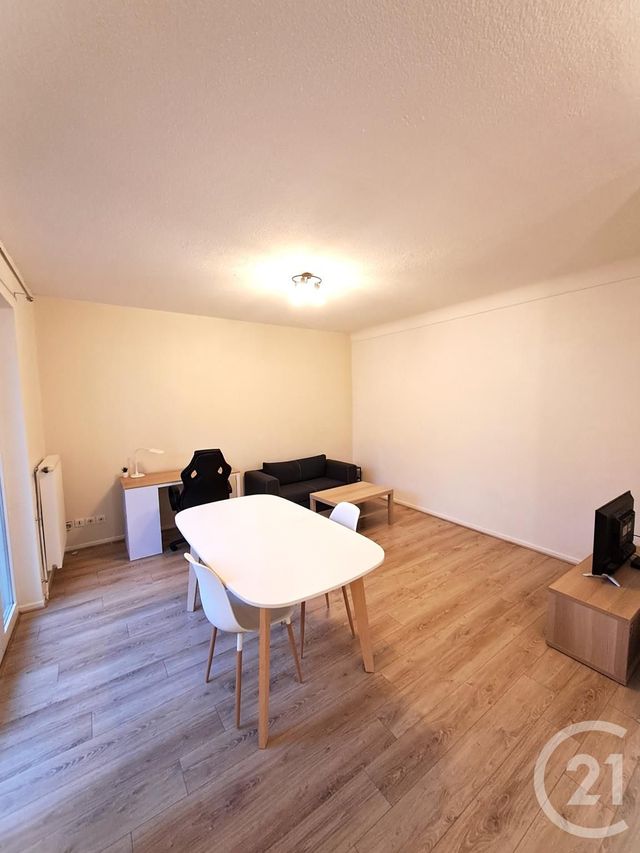 Appartement T2 à louer - 2 pièces - 59.5 m2 - VALENCE - 26 - RHONE-ALPES - Century 21 Alpimmo