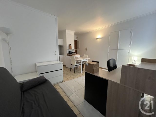 Appartement Studio à vendre - 1 pièce - 21.0 m2 - VALENCE - 26 - RHONE-ALPES - Century 21 Alpimmo