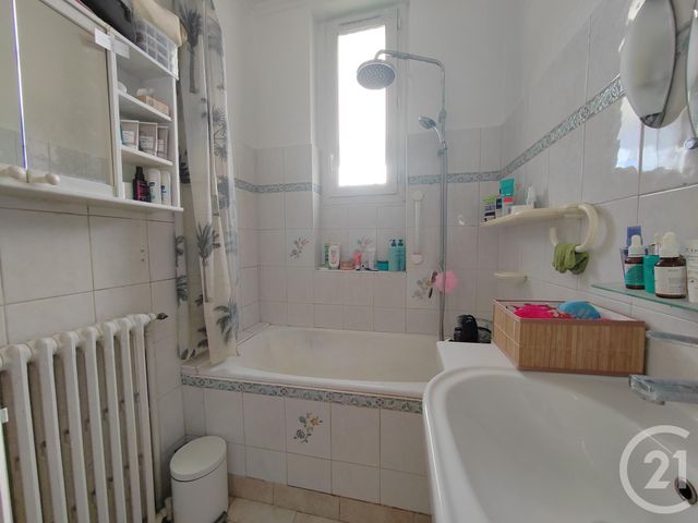 Appartement à vendre - 4 pièces - 74.59 m2 - VALENCE - 26 - RHONE-ALPES - Century 21 Alpimmo