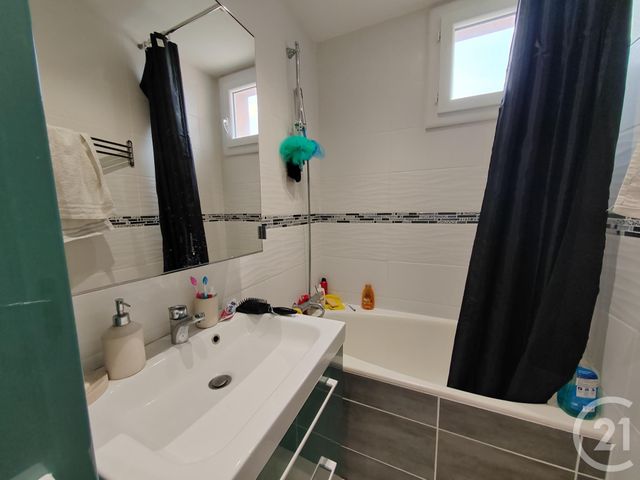 Appartement F3 à vendre - 3 pièces - 56.0 m2 - VALENCE - 26 - RHONE-ALPES - Century 21 Alpimmo