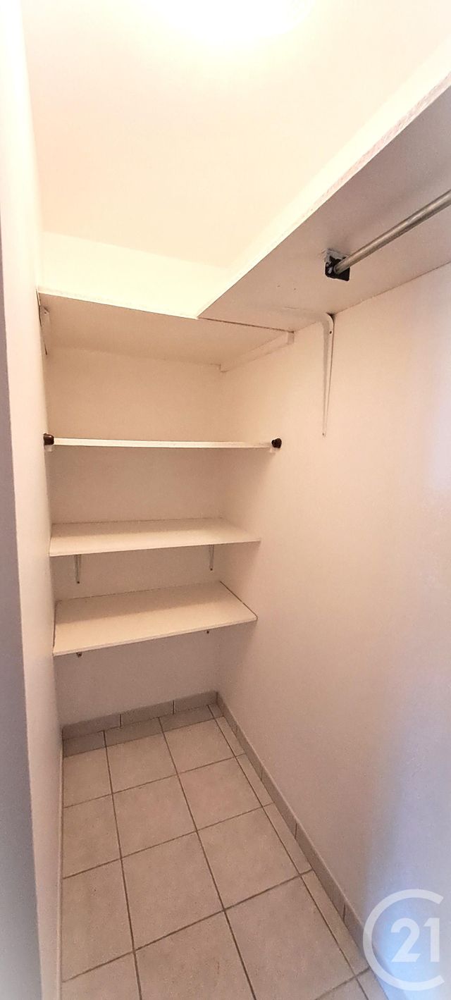 Appartement T3 à louer - 3 pièces - 72.81 m2 - BOURG LES VALENCE - 26 - RHONE-ALPES - Century 21 Alpimmo