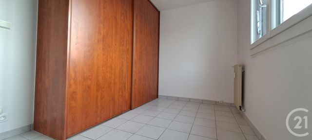 Appartement T3 à louer - 3 pièces - 72.81 m2 - BOURG LES VALENCE - 26 - RHONE-ALPES - Century 21 Alpimmo