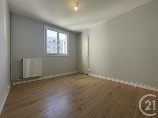 Appartement T3 à louer - 3 pièces - 58.68 m2 - BOURG LES VALENCE - 26 - RHONE-ALPES - Century 21 Alpimmo