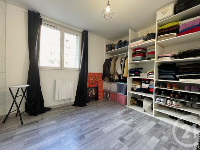 Appartement T3 à louer - 3 pièces - 58.51 m2 - BOURG LES VALENCE - 26 - RHONE-ALPES - Century 21 Alpimmo