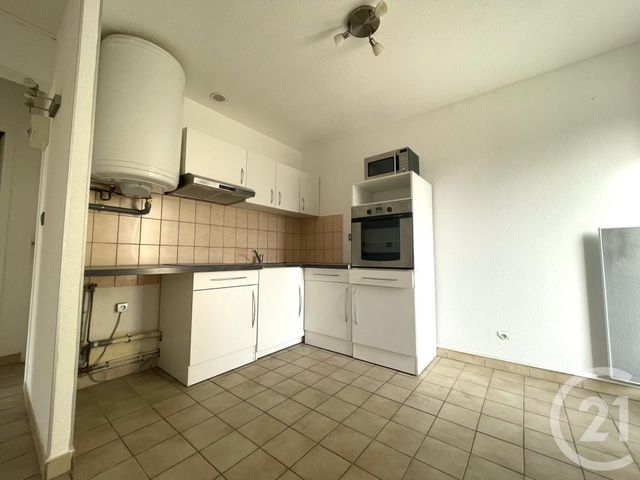 Appartement F3 à louer - 3 pièces - 48.0 m2 - VALENCE - 26 - RHONE-ALPES - Century 21 Alpimmo