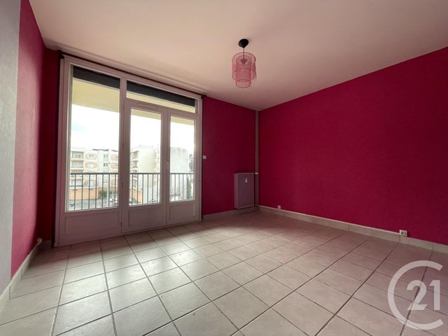 Appartement T4 à louer - 4 pièces - 81.21 m2 - VALENCE - 26 - RHONE-ALPES - Century 21 Alpimmo