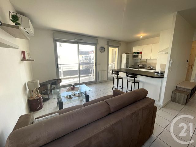 Appartement T3 à louer - 3 pièces - 65.0 m2 - VALENCE - 26 - RHONE-ALPES - Century 21 Alpimmo