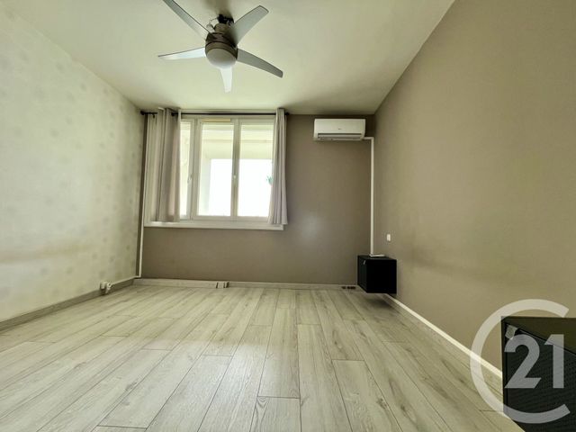 Appartement à vendre - 3 pièces - 65.0 m2 - BOURG LES VALENCE - 26 - RHONE-ALPES - Century 21 Alpimmo