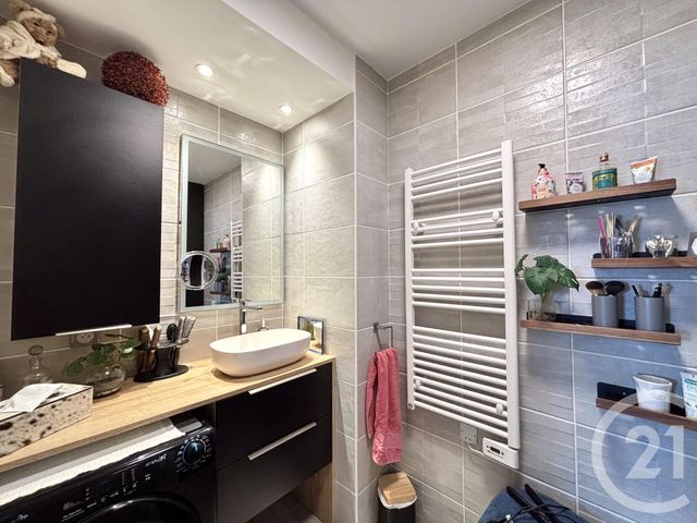 Appartement T3 à vendre - 3 pièces - 69.22 m2 - VALENCE - 26 - RHONE-ALPES - Century 21 Alpimmo