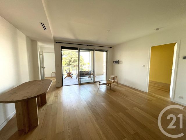 Appartement T3 à louer - 3 pièces - 75.0 m2 - VALENCE - 26 - RHONE-ALPES - Century 21 Alpimmo