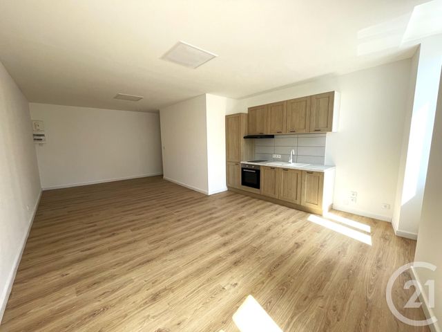 Appartement T3 à louer - 3 pièces - 63.0 m2 - ST PERAY - 07 - RHONE-ALPES - Century 21 Alpimmo