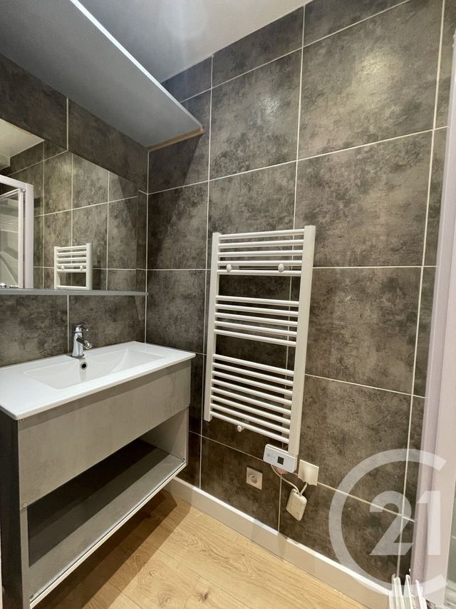 Appartement T3 à louer - 3 pièces - 49.85 m2 - ST PERAY - 07 - RHONE-ALPES - Century 21 Alpimmo