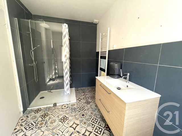 Appartement T3 à louer - 3 pièces - 67.0 m2 - VALENCE - 26 - RHONE-ALPES - Century 21 Alpimmo
