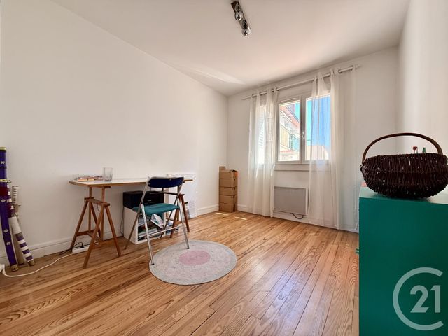 Appartement T4 à vendre - 4 pièces - 67.0 m2 - VALENCE - 26 - RHONE-ALPES - Century 21 Alpimmo