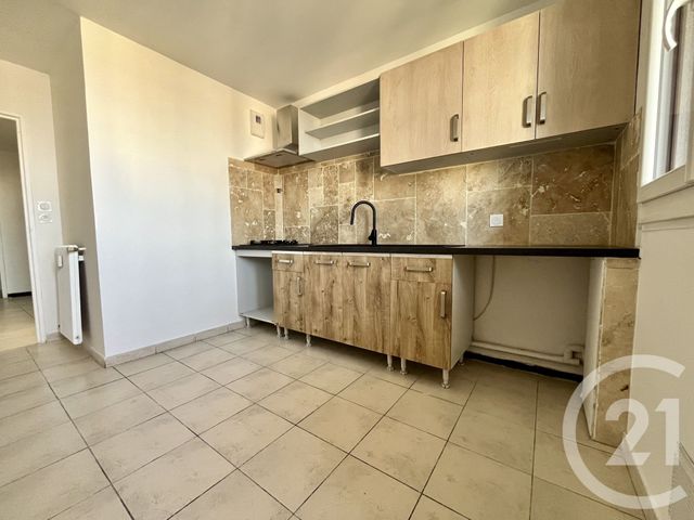 Appartement F5 à vendre - 5 pièces - 92.8 m2 - BOURG LES VALENCE - 26 - RHONE-ALPES - Century 21 Alpimmo