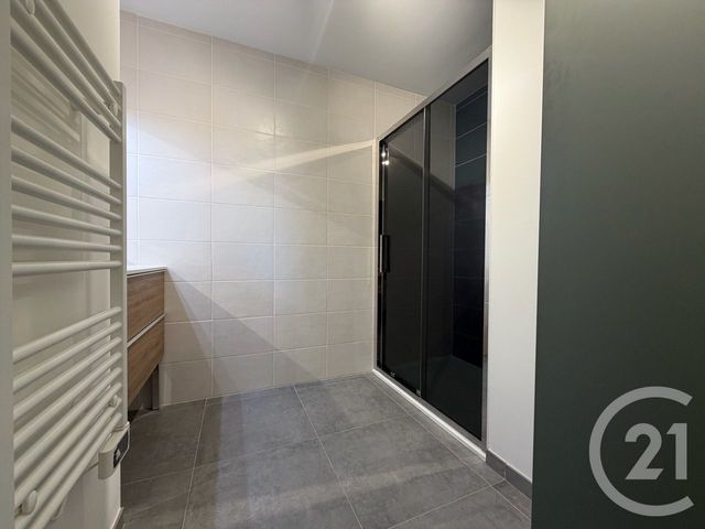 Appartement T3 à vendre - 3 pièces - 69.2 m2 - TAIN L HERMITAGE - 26 - RHONE-ALPES - Century 21 Alpimmo