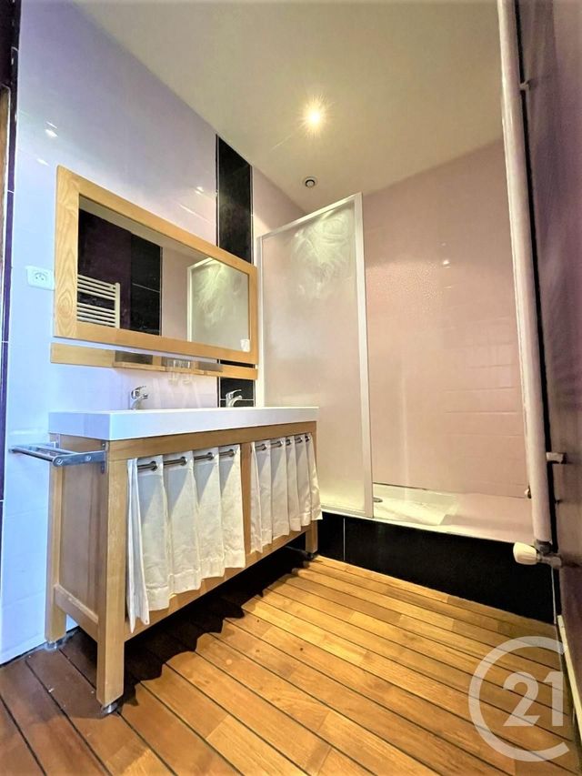 Appartement T3 à louer - 3 pièces - 86.15 m2 - VALENCE - 26 - RHONE-ALPES - Century 21 Alpimmo