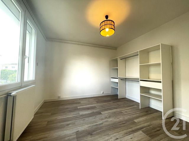 Appartement T4 à louer - 4 pièces - 72.38 m2 - ROMANS SUR ISERE - 26 - RHONE-ALPES - Century 21 Alpimmo