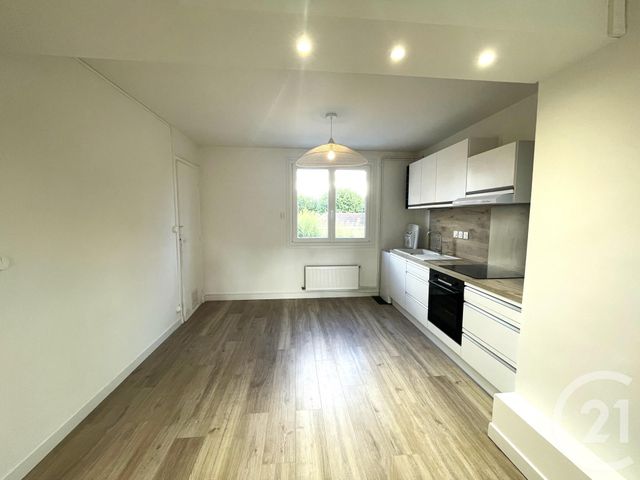 Appartement T4 à louer - 4 pièces - 72.38 m2 - ROMANS SUR ISERE - 26 - RHONE-ALPES - Century 21 Alpimmo