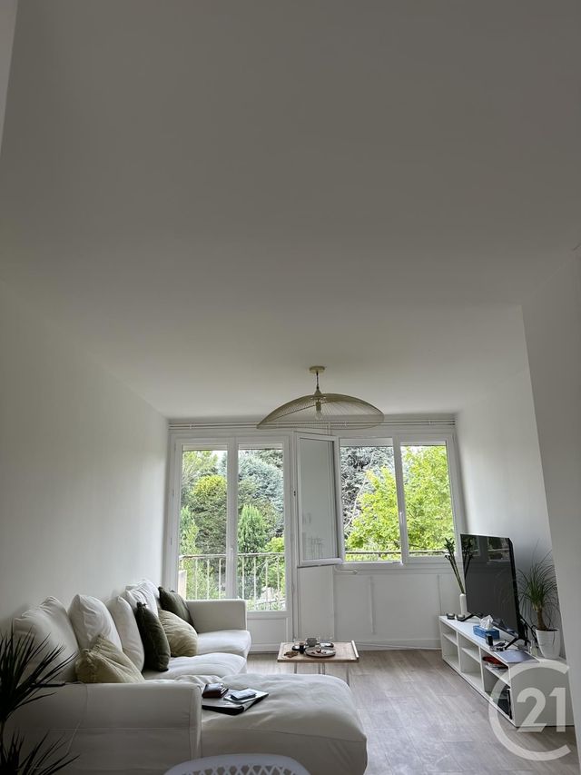Appartement T4 à louer - 4 pièces - 72.38 m2 - ROMANS SUR ISERE - 26 - RHONE-ALPES - Century 21 Alpimmo