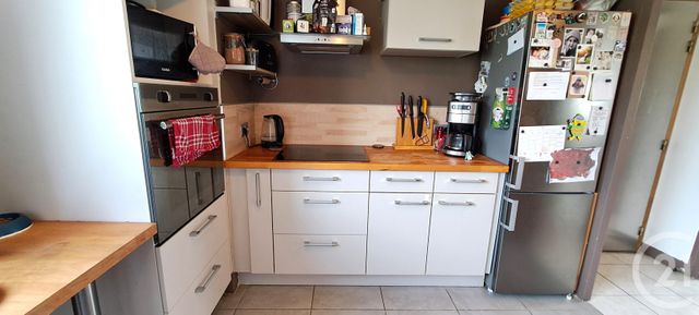 Appartement T4 à louer - 4 pièces - 68.0 m2 - VALENCE - 26 - RHONE-ALPES - Century 21 Alpimmo