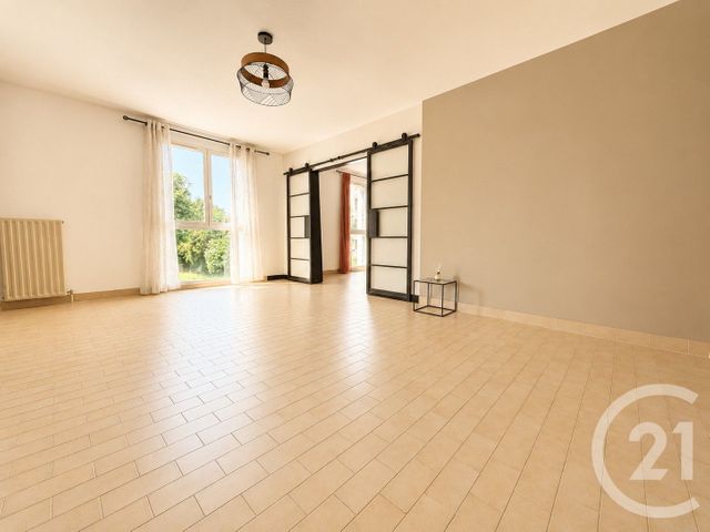 Appartement à vendre - 5 pièces - 91.0 m2 - VALENCE - 26 - RHONE-ALPES - Century 21 Alpimmo