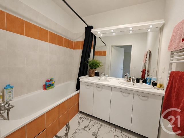 Appartement T3 à vendre - 3 pièces - 63.0 m2 - VALENCE - 26 - RHONE-ALPES - Century 21 Alpimmo