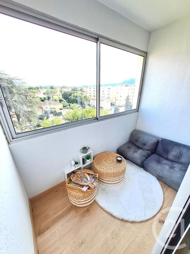 Appartement T4 à louer - 4 pièces - 82.19 m2 - BOURG LES VALENCE - 26 - RHONE-ALPES - Century 21 Alpimmo